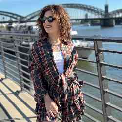 Single Armenian woman in Yerevan, Armenia, Armenia