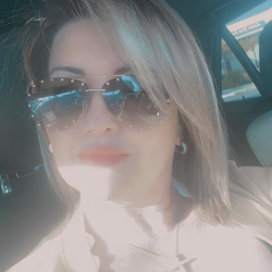 Single Armenian woman in Los Angeles, CA, United States