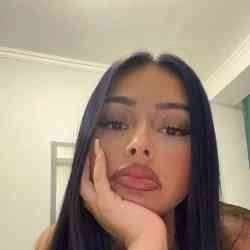 Single Armenian woman in Ereván, Армения, Armenia