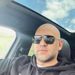 Single Armenian man in Los Angeles, CA, United States