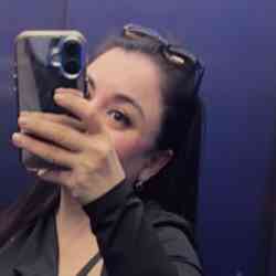 Single Armenian woman in Ereván, Армения, Armenia