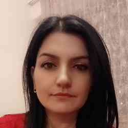 Single Armenian woman in Ereván, Армения, Armenia