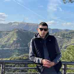 Single Armenian man in Glendale, California, United States