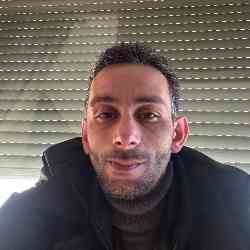 Single Armenian man in Paris, France, France