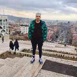 Single Armenian man in Erevan, Arménie, Armenia