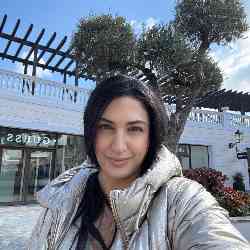 Single Armenian woman in Yerevan, Армения, Armenia