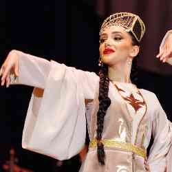 Single Armenian woman in Ereván, Армения, Armenia