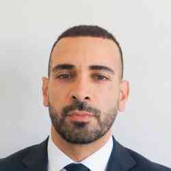 Single Armenian man in Paris, France, France