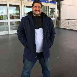 Single Armenian man in Yerevan, أرمينيا, Armenia