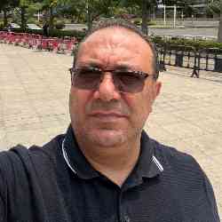 Single Armenian man in Yerevan, Армения, Armenia