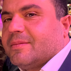 Single Armenian man in Los Angeles, California, United States