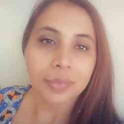 Single Armenian woman in Los Angeles, California, United States