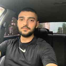 Single Armenian man in Glendale, California, United States