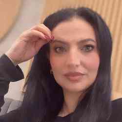 Single Armenian woman in Yerevan, Армения, Armenia