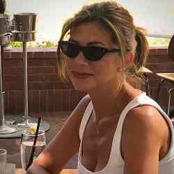 Single Armenian woman in Glendale, CA, United States