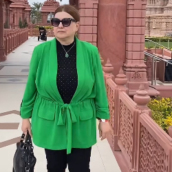Single Armenian woman in Los Angeles, CA, United States
