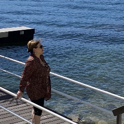 Single Armenian woman in Los Angeles, CA, United States