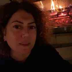 Single Armenian woman in Glendale, CA, United States