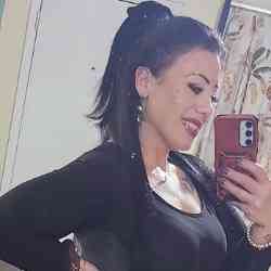 Single Armenian woman in Yorkton, SK, Canada