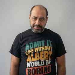 Single Armenian man in Glendale, California, United States