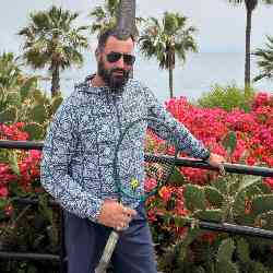 Single Armenian man in Los Angeles, California, United States