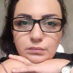 Single Armenian woman in Yerevan, Armenia, Armenia