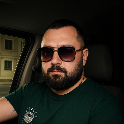 Single Armenian man in Yerevan, Армения, Armenia