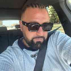 Single Armenian man in Los Angeles, CA, United States