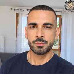 Single Armenian man in Paris, France, France