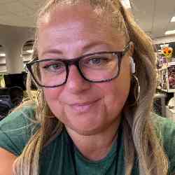 Single Armenian woman in Glendale, CA, United States