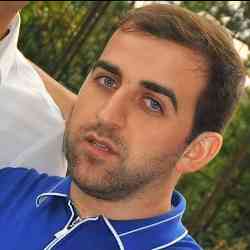 Single Armenian man in Yerevan, Армения, Armenia