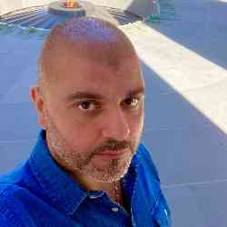 Single Armenian man in New York, New York, United States