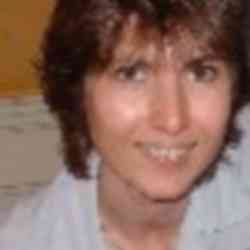 Single Armenian woman in Toronto, Ontario, Canada