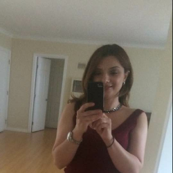 Single Armenian woman in Glendale, California, United States