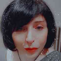 Single Armenian woman in Paris, Île-de-France, France