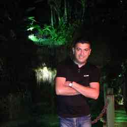 Single Armenian man in New York, New York, United States