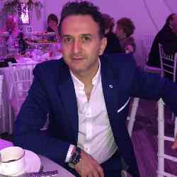 Single Armenian man in Los Angeles, California, United States