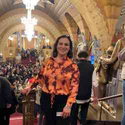 Single Armenian woman in Los Angeles, CA, United States