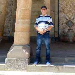 Single Armenian man in Glendale, California, United States