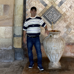 Single Armenian man in Glendale, California, United States