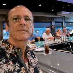 Single Armenian man in New York, New Jersey, United States