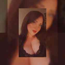 Single Armenian woman in Los Angeles, California, United States