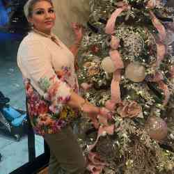 Single Armenian woman in Glendale, California, United States